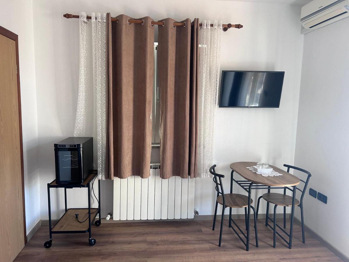 Guest House Casa Mia - Rooms & Apartments Rovinj Exteriör bild