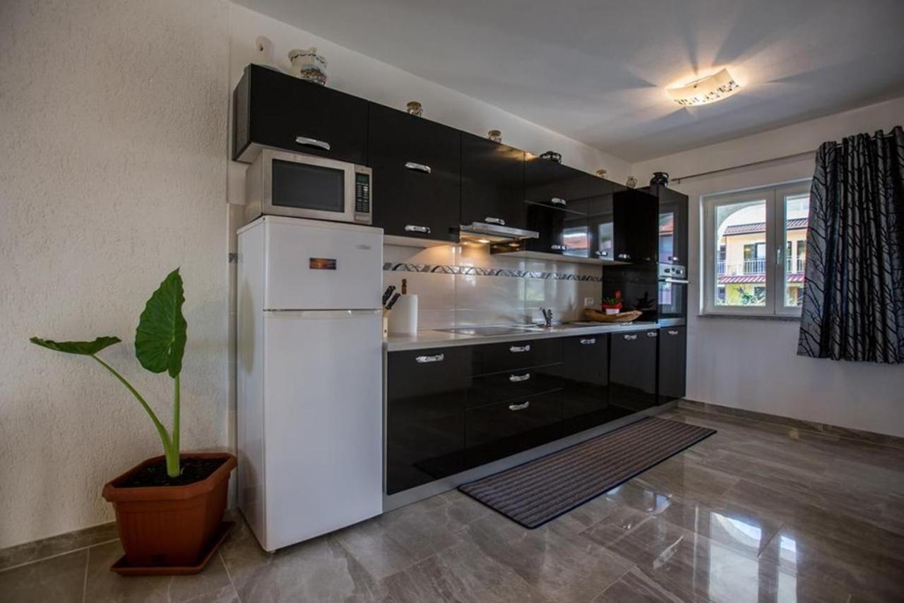 Guest House Casa Mia - Rooms & Apartments Rovinj Rum bild