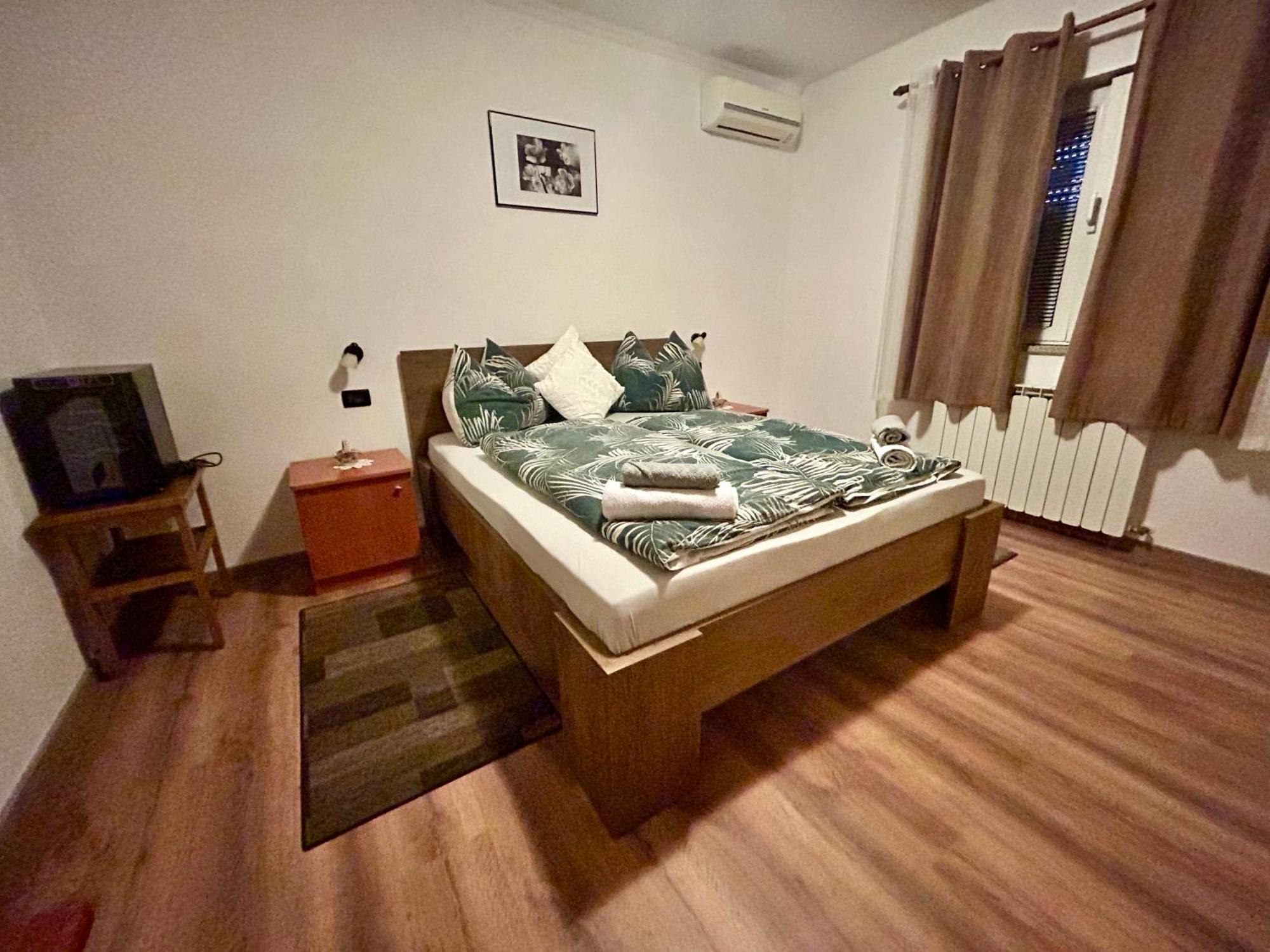 Guest House Casa Mia - Rooms & Apartments Rovinj Exteriör bild